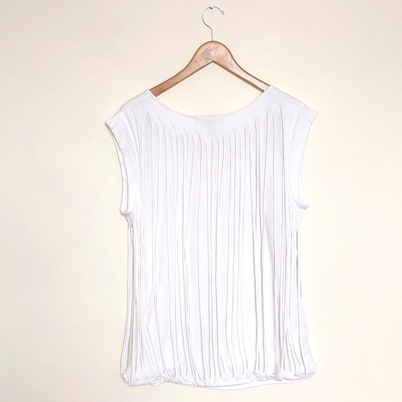 BCBGMAXAZRIA fringe white top - Picture 3 of 15
